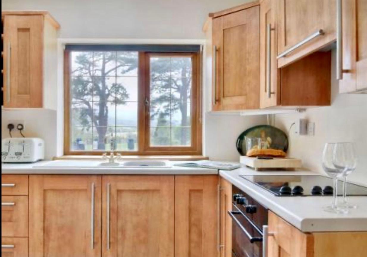 Mountain View Cottage, Hot Tub , Stunning Views Llanhamlach Exterior foto